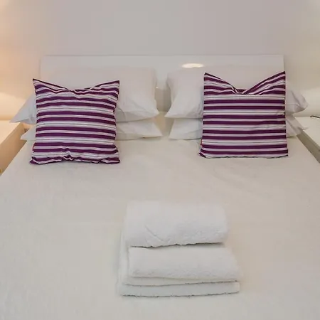 Ana Apartment
