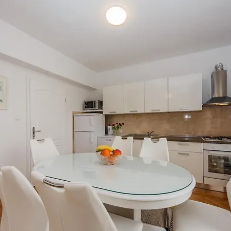 Ana Apartment Kastela